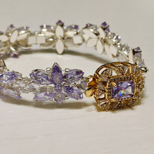 Elegant Zelij Art-Inspired Accessory for Women